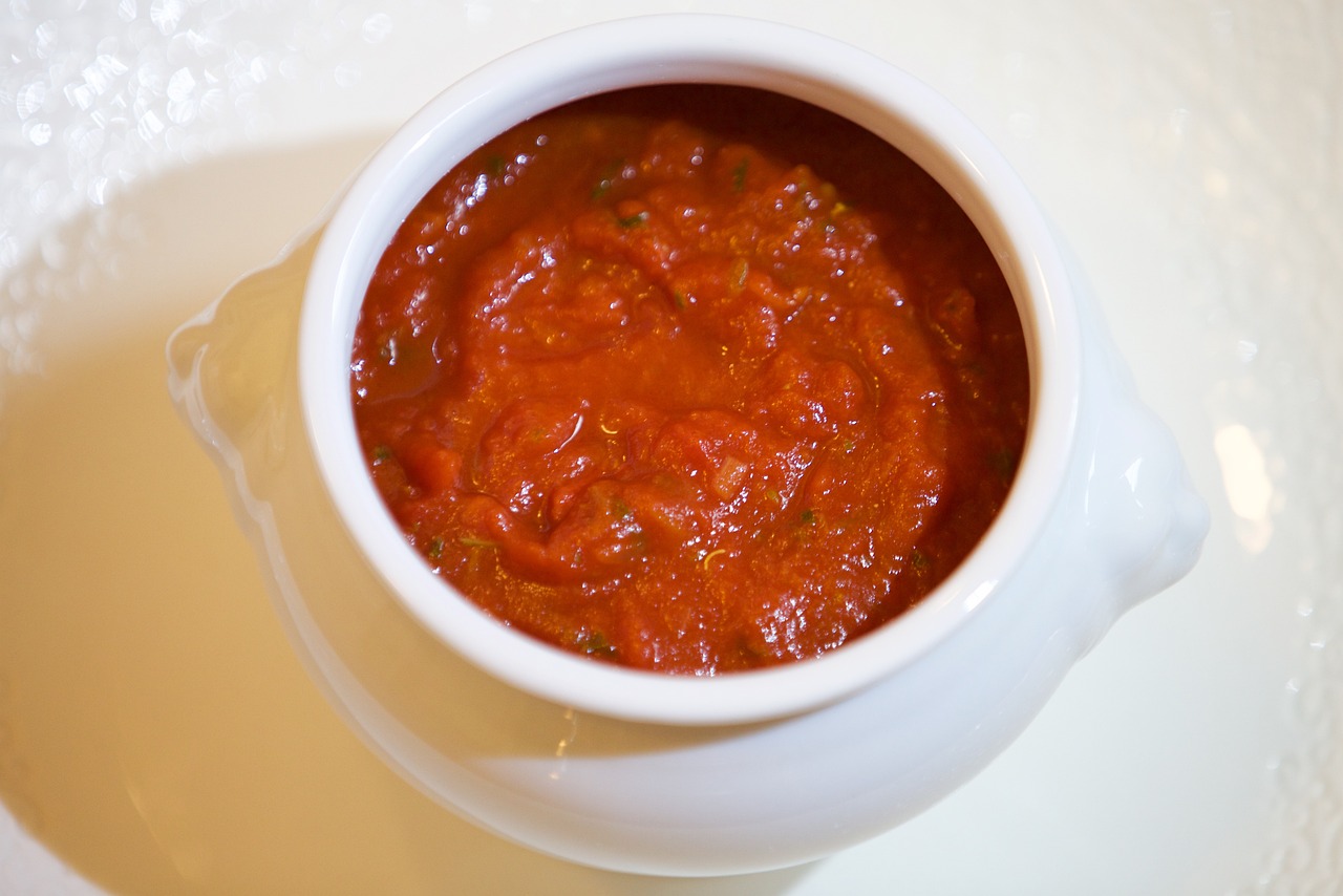 Tomaten-Paprika-Dip selbst machen – schnell &amp; einfach