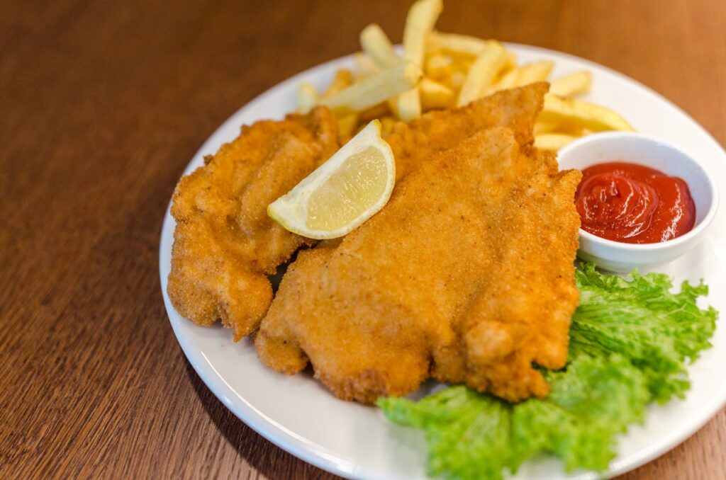 Schnitzel Kalorien Wie viele Kalorien hat ein Schweineschnitzel